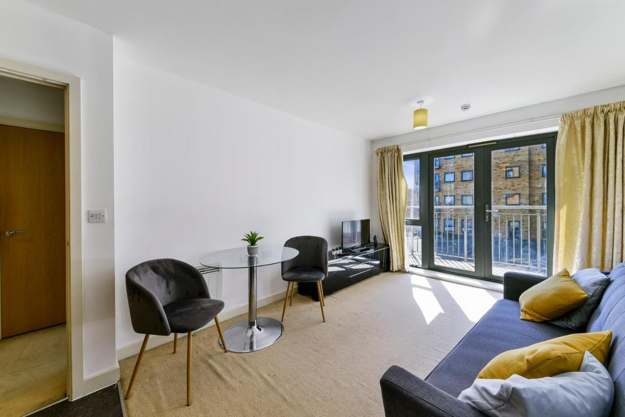 Luxe 1 Bed Flat 5 Mins To Stratford - Free Parking Apartamento Londres Exterior foto