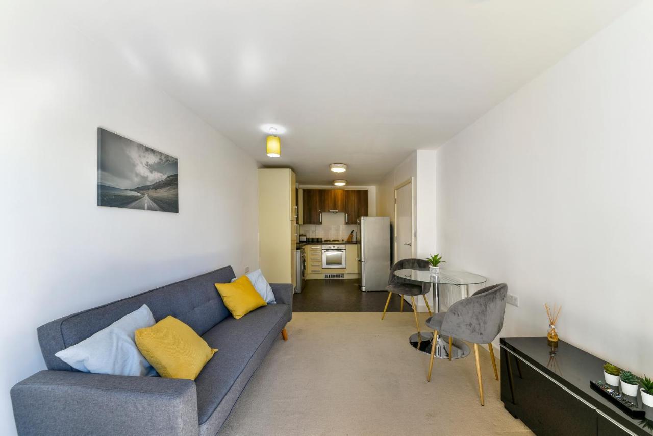 Luxe 1 Bed Flat 5 Mins To Stratford - Free Parking Apartamento Londres Exterior foto